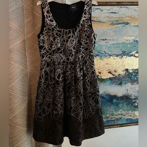 Maeve Anthropologie dress in brown tones and white thread embroidery size 4